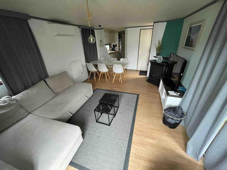 Gezellig Chalet Op De Prachtige Veluwe พุทเทิน ภายนอก รูปภาพ